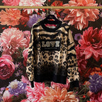 Lade das Bild in den Galerie-Viewer, Yippie Hippie Sweater LOVE
